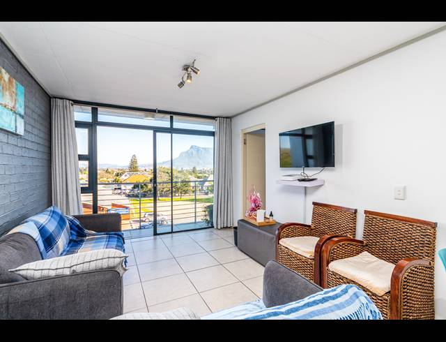 2 BEDROOM APARTMENT TO LET IN MILNERTON CENTRAL